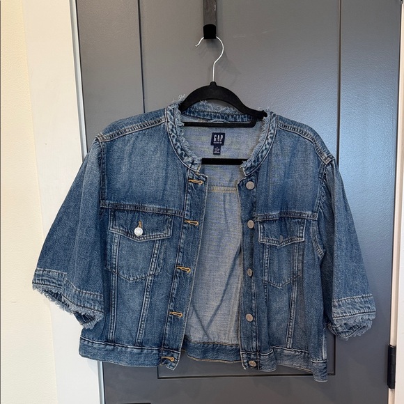 GAP Jackets & Blazers - GAP Classic Blue Denim Jacket
